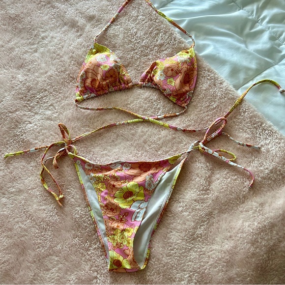 Shein Floral Triangle Tie halter Bikini Set - Picture 2 of 4